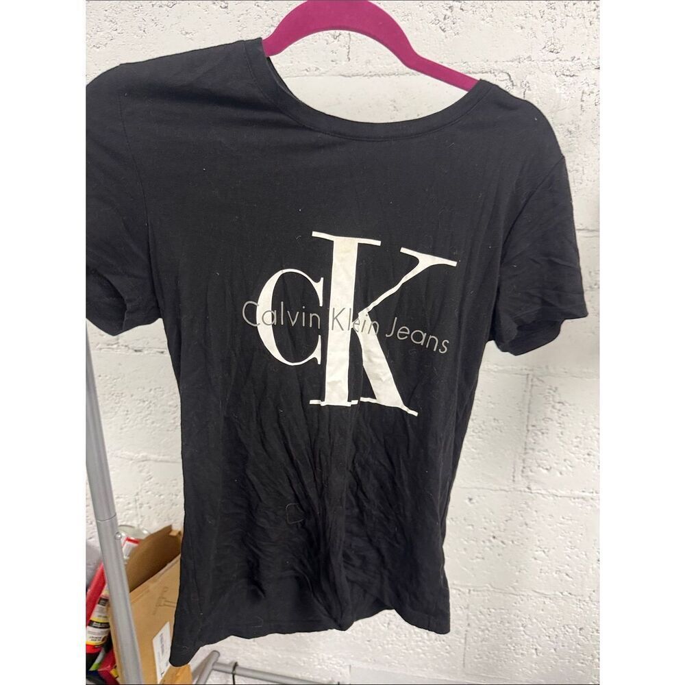 Worn Once Calvin Klein Black T Shirt - Knotted Front - Cropped Tee - Size Medium